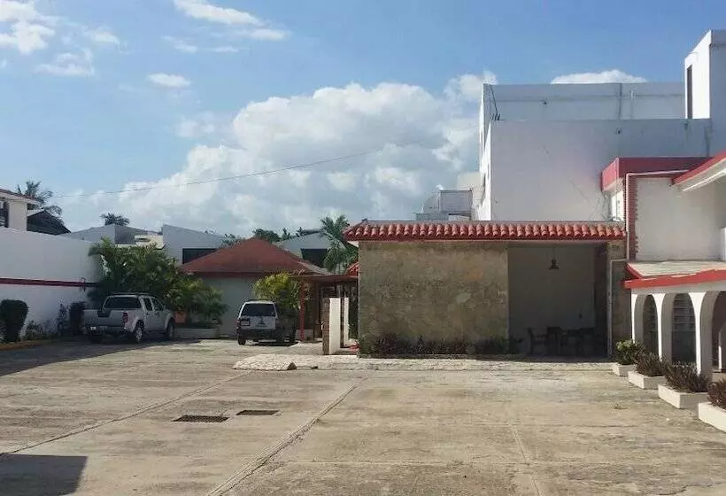 Fotos del hotel Tropicana:  5
