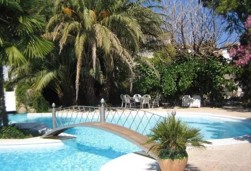 Fotos del hotel Casa Ceremines:  3