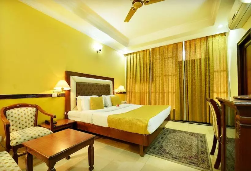 Fotos del hotel Treebo Trend Corporate Inn Chandigarh:  9