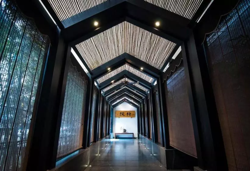 Fotos del hotel The Hotel Zen Urban Resort:  4
