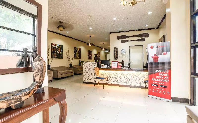 Fotos del hotel Reddoorz Plus Near Rizal Junction:  4