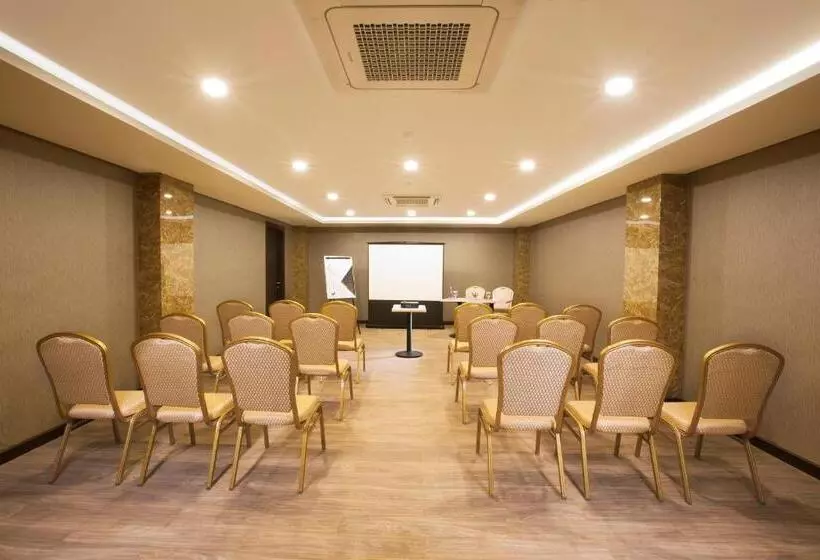 Fotos del hotel Verse Lite  Pembangunan:  7