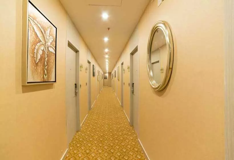 Fotos del hotel Golden Tulip Saltlake Kolkata:  2