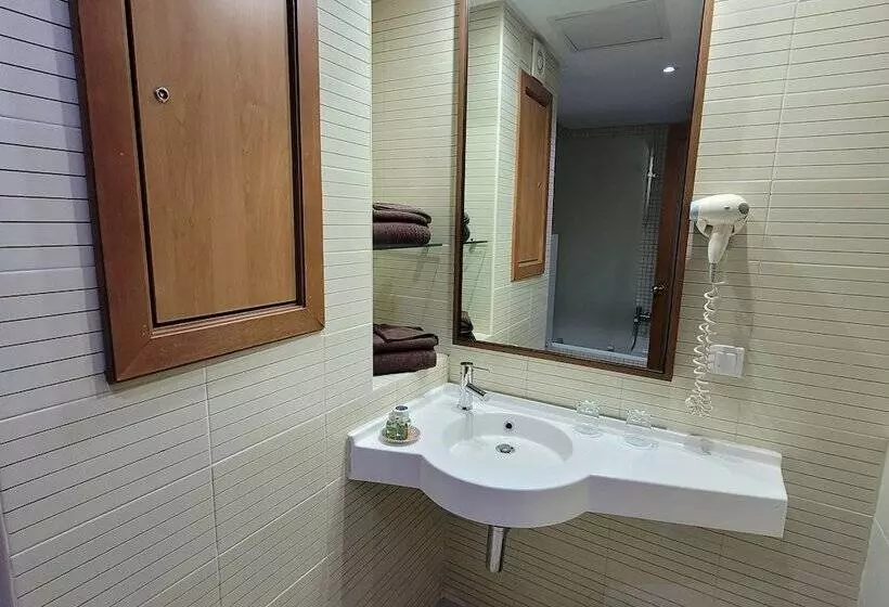 Fotos del hotel Tiba:  17