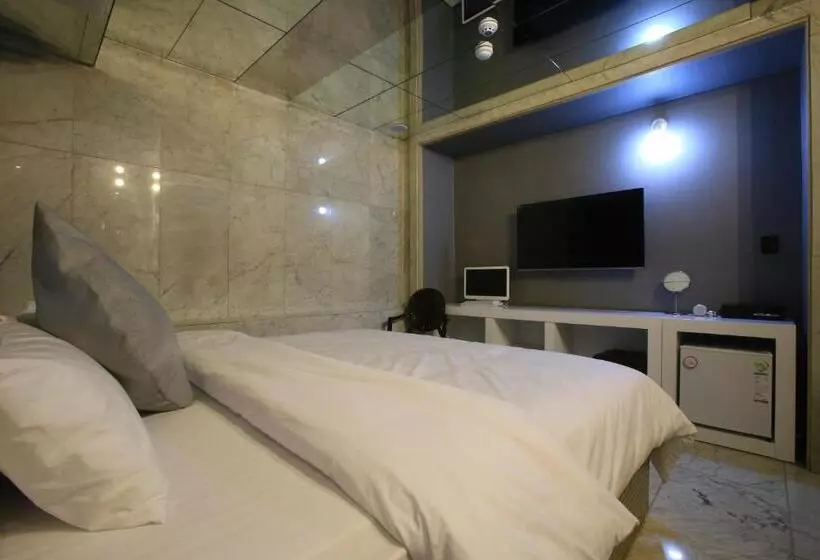 Fotos del hotel The Ace:  16
