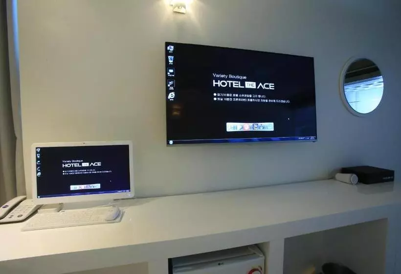 Fotos del hotel The Ace:  10