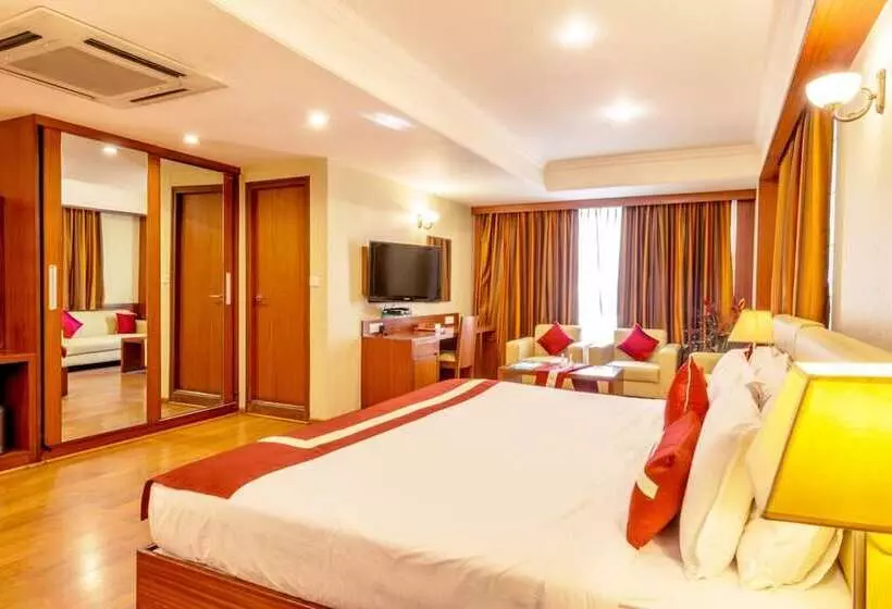 Fotos del hotel Octave Suites  Residency Rd:  16