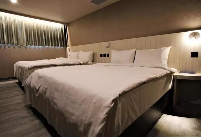 Fotos del hotel Golden Home:  7
