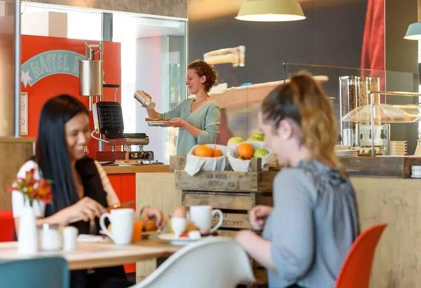 Fotos del hotel Ibis Wien Hauptbahnhof:  8