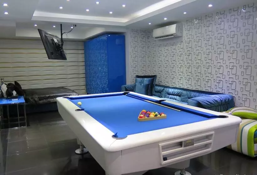 Fotos del hotel Luks Lofts Hotel & Residences:  3