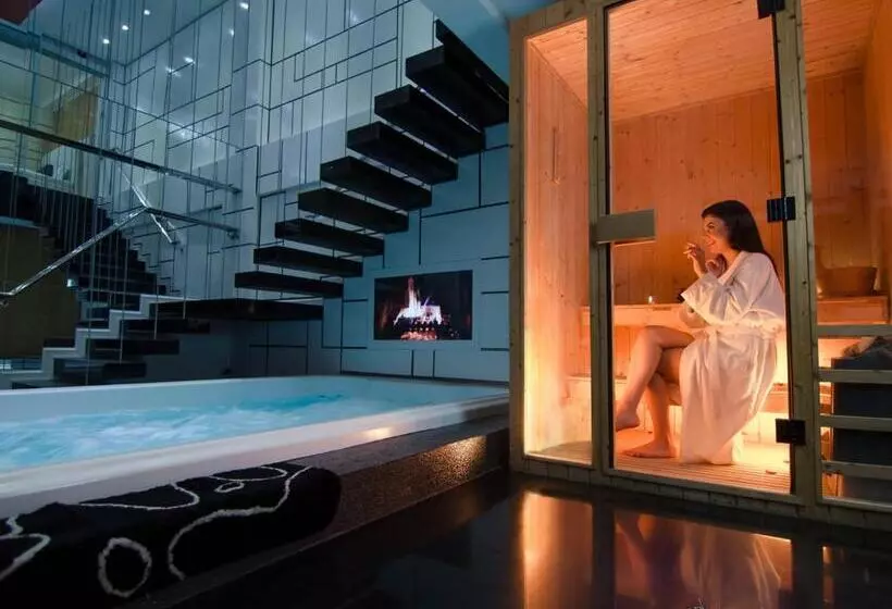 Fotos del hotel Luks Lofts Hotel & Residences:  22