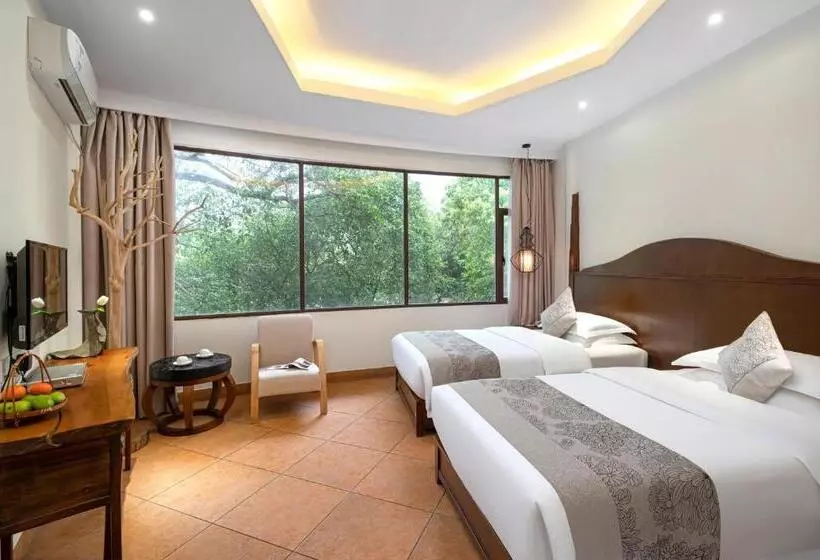 Fotos del hotel Guilin Crystal Crescent Moon:  17