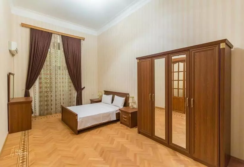 Fotos del hotel Iva Hotel Old City Baku:  2