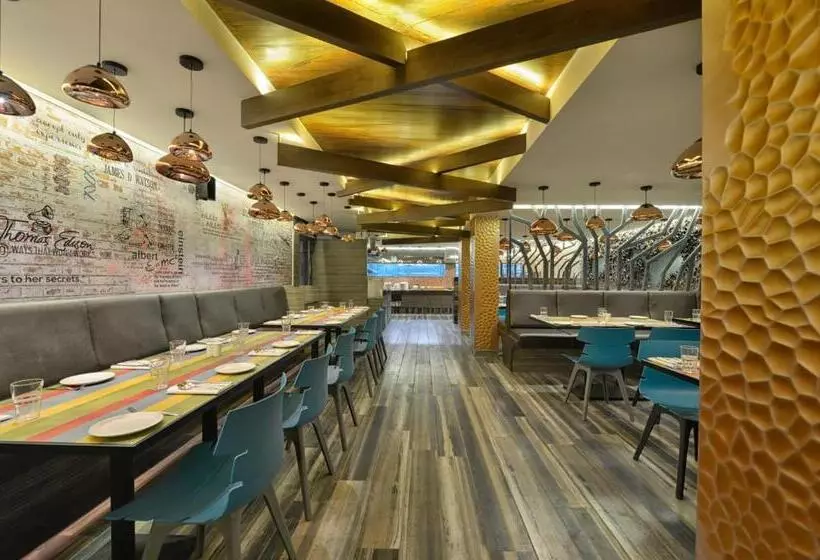 Fotos del hotel Regenta Central Antarim Ahmedabad:  11