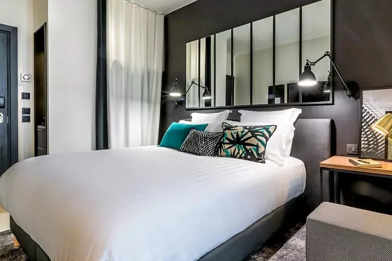 Fotos del hotel Laz' Hotel Spa Urbain Paris:  9