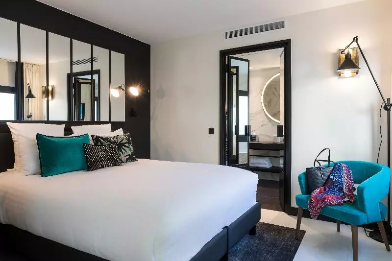 Laz’ Hotel Spa Urbain Paris