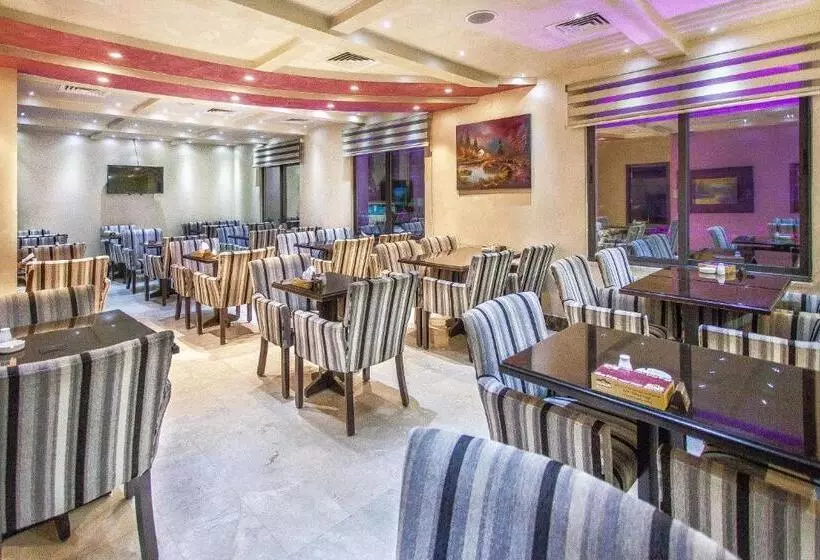 Fotos del hotel Sofia Suites:  6