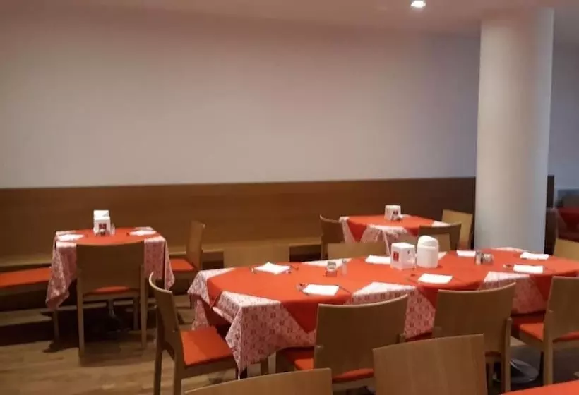 Fotos del hotel Lacromabio   & Apartments:  11
