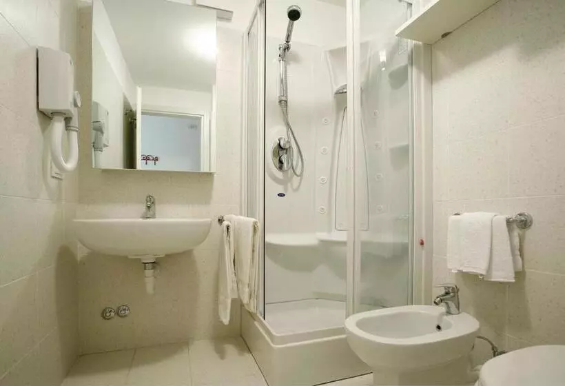 Fotos del hotel Lacromabio   & Apartments:  7