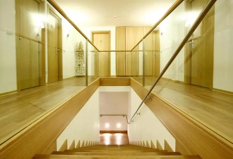 Fotos del hotel Lacromabio   & Apartments:  2