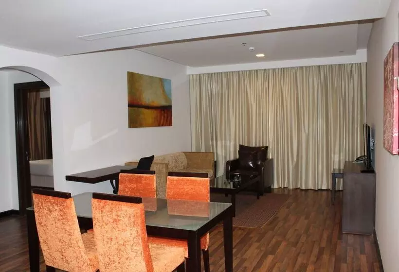 Fotos del hotel Golden Tulip Al Khobar Suites:  21