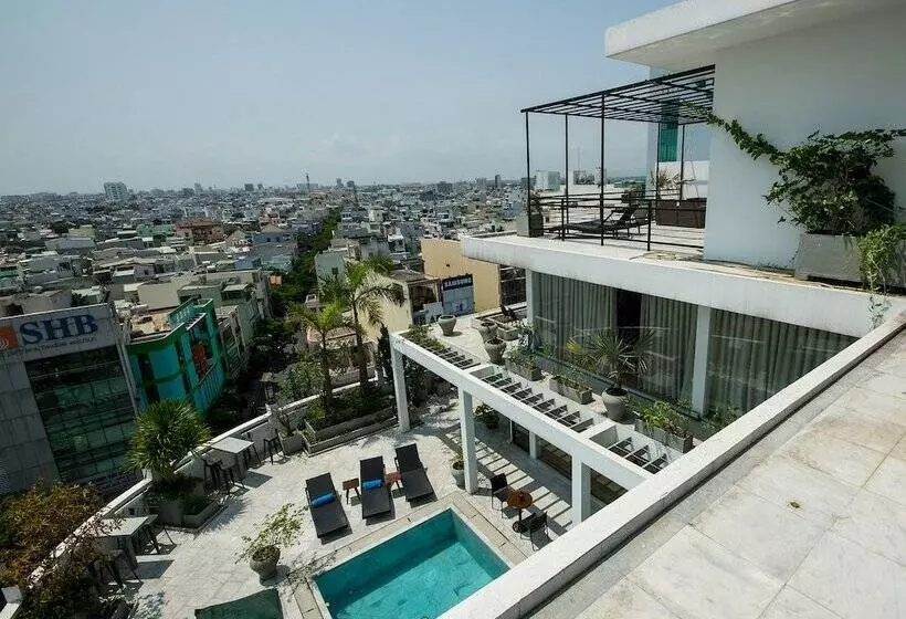Danang Boutique