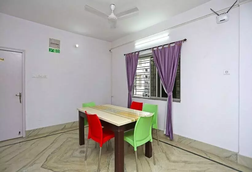 Fotos del hotel Oyo 590 Violet Guest House:  6