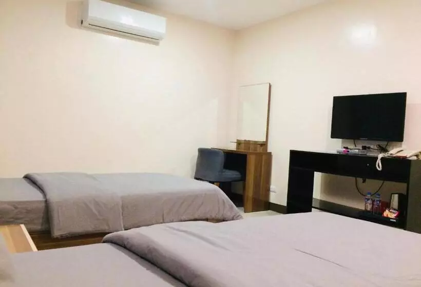 Fotos del hotel Ybc Grand:  17
