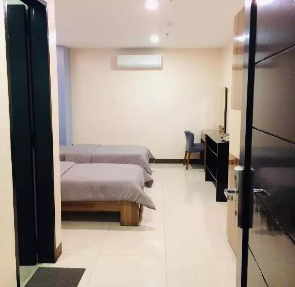 Fotos del hotel Ybc Grand:  20
