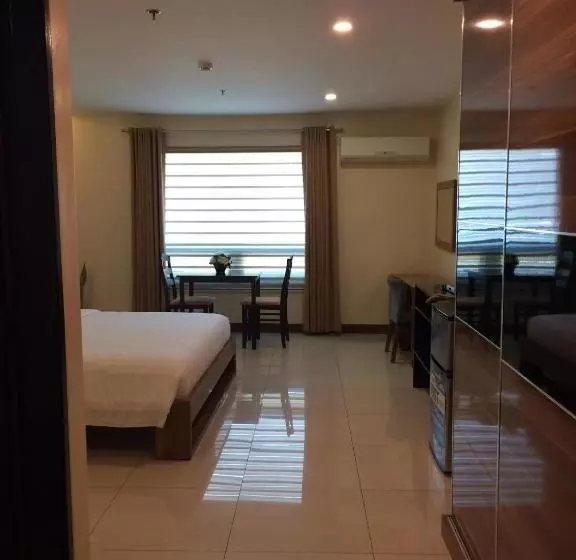Fotos del hotel Ybc Grand:  19