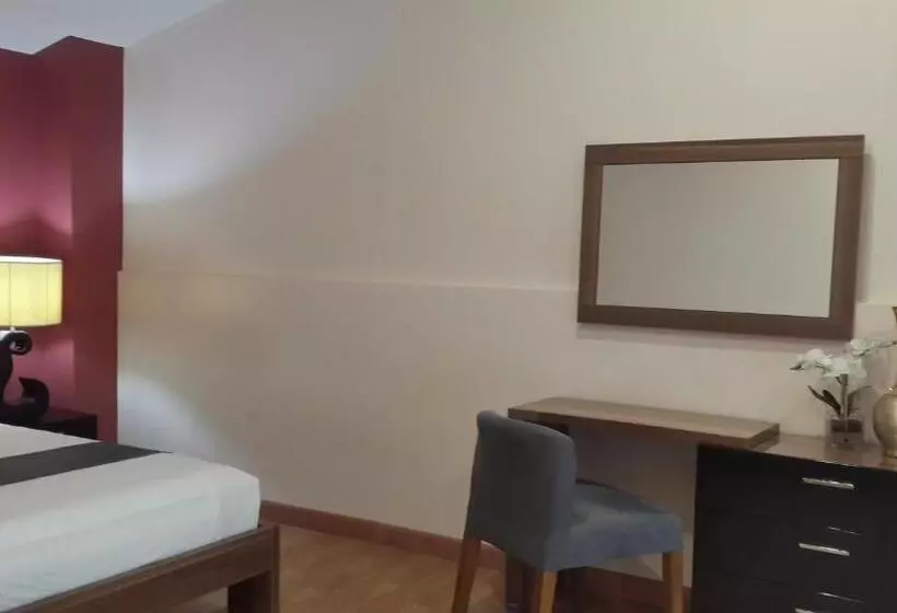 Fotos del hotel Ybc Grand:  9