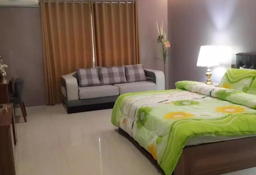 Fotos del hotel Ybc Grand:  10