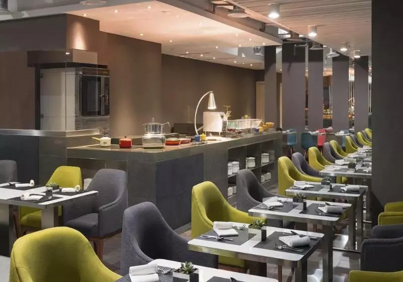 Fotos del hotel Aloft Jakarta Wahid Hasyim:  14
