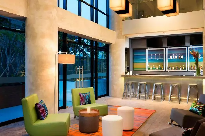 Fotos del hotel Aloft Jakarta Wahid Hasyim:  12