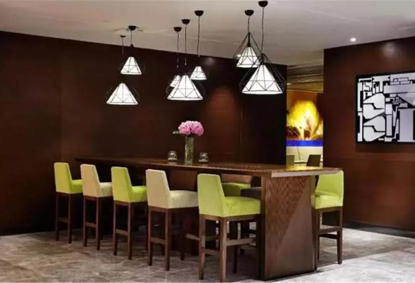 Fotos del hotel Hampton by Hilton Guilin Xiufeng:  6