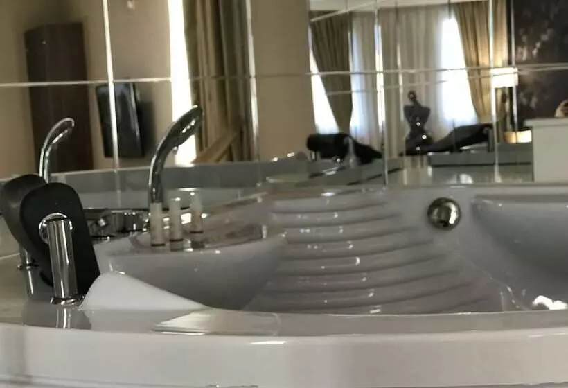 Fotos del hotel Deluxe:  17