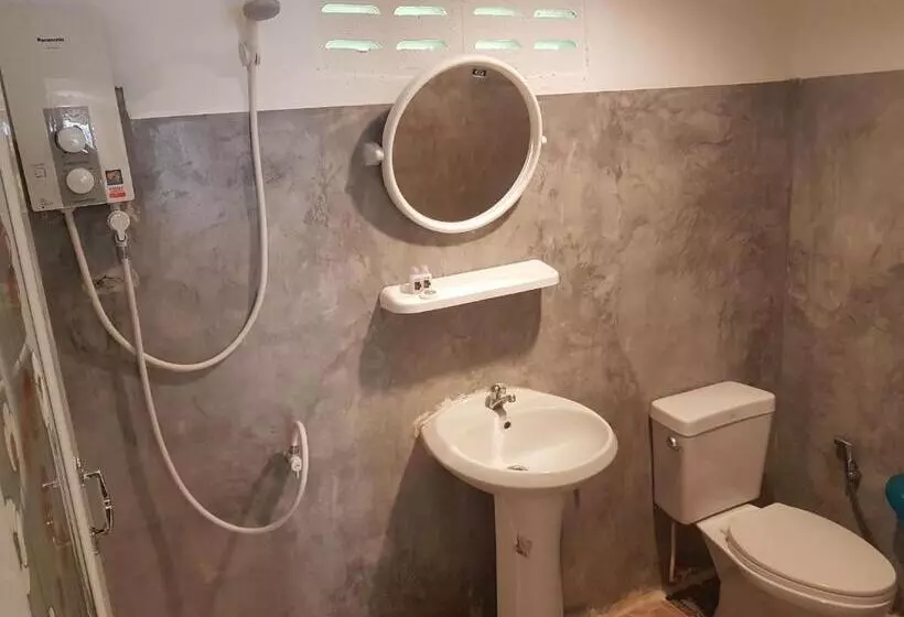 Fotos del hotel Cottage Hill At Lanta:  13