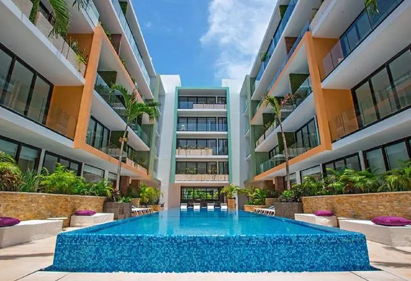 Fotos del hotel Klr The City Condos:  6
