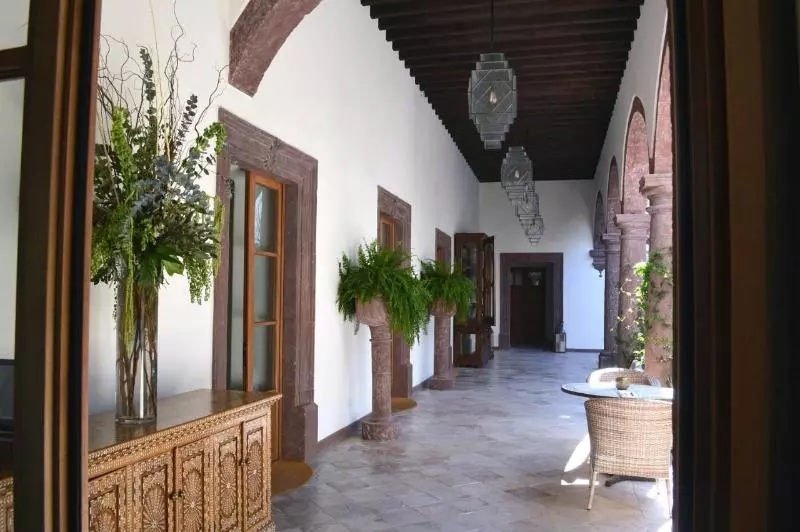 Casa Blanca 7