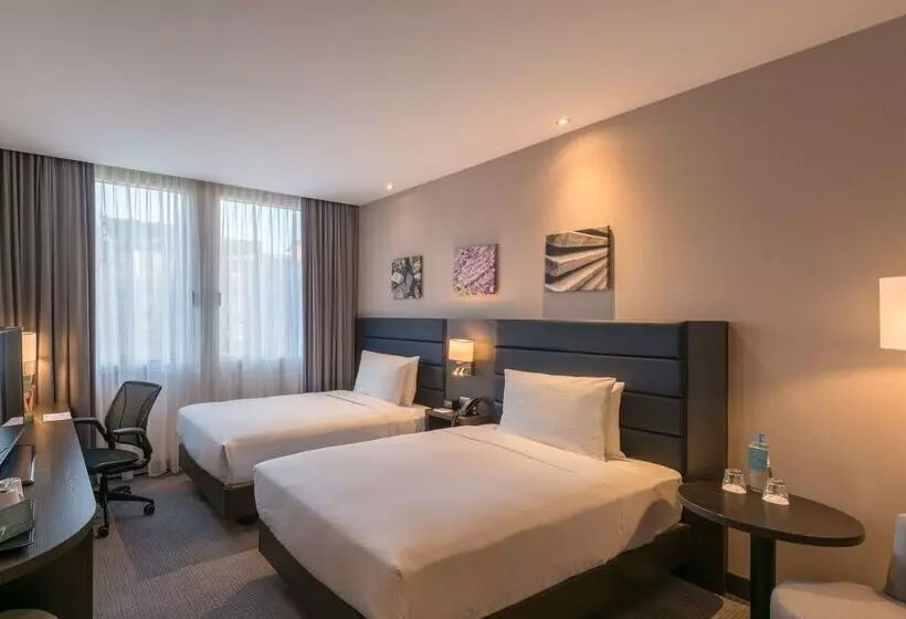 Fotos del hotel Hilton Garden Inn Frankfurt City Centre:  2