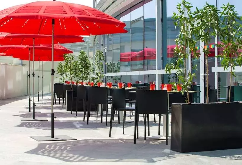 Fotos del hotel Park Inn By Radisson Dubai Motor City:  106