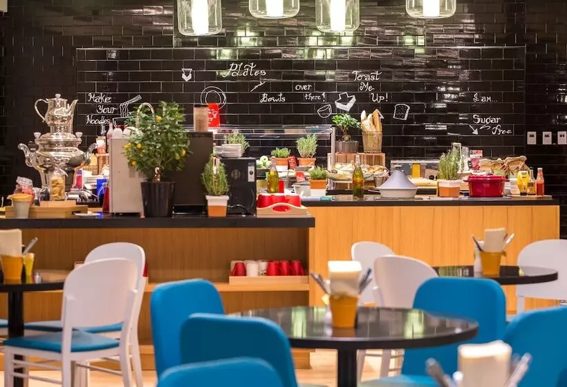 Fotos del hotel Park Inn By Radisson Dubai Motor City:  111