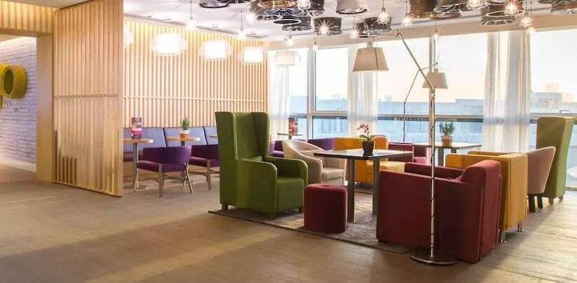 Fotos del hotel Park Inn By Radisson Dubai Motor City:  17