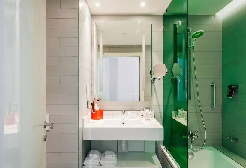 Fotos del hotel Park Inn By Radisson Dubai Motor City:  34