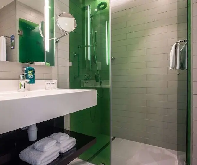 Fotos del hotel Park Inn By Radisson Dubai Motor City:  41