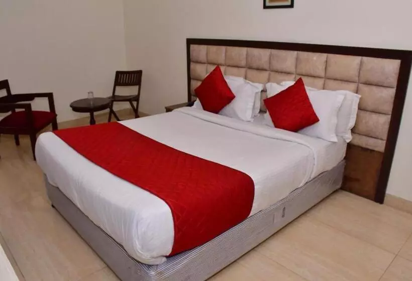 Fotos del hotel Nirvana Suites:  16
