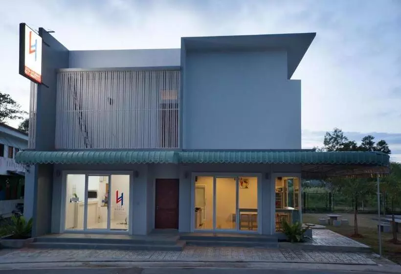 Fotos del hotel Lin House:  7