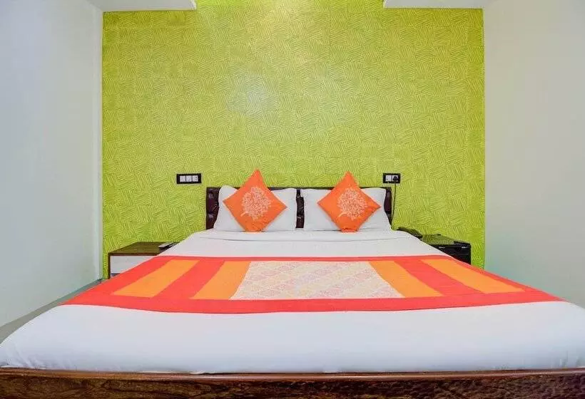 Fotos del hotel Oyo 9748  Girgaon Palace:  16