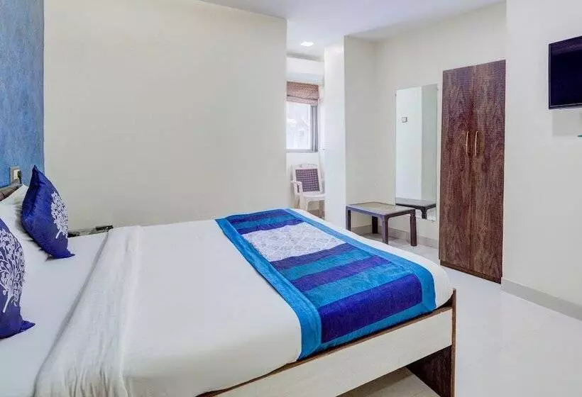Fotos del hotel Oyo 9748  Girgaon Palace:  23