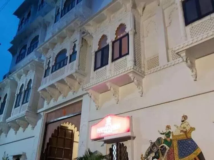 Nahargarh Palace